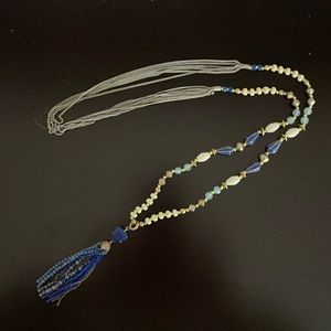 Stella and dot tassel necklace